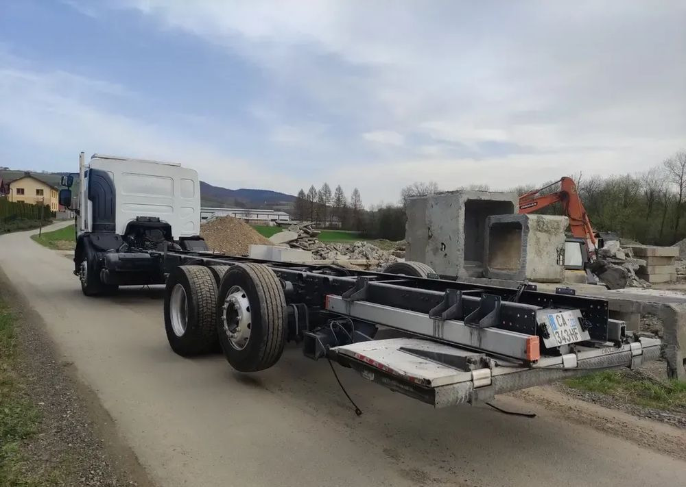 Renault Premium 26.380 Dxi  6x2 rama do zabudowy - Châssis cabine: photos 4 Renault Premium 26.380 Dxi  6x2 rama do zabudowy - Châssis cabine: photos 4