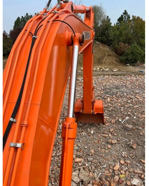 2021 Hitachi ZX240-3 - Pelle sur chenille: photos 4 2021 Hitachi ZX240-3 - Pelle sur chenille: photos 4