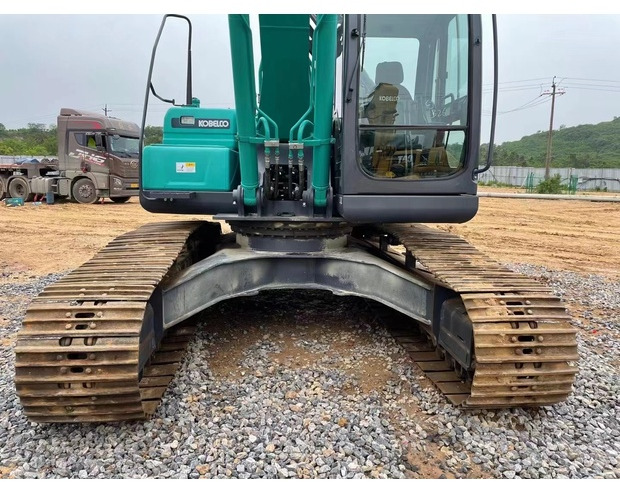 2022 KOBELCO SK210 - Pelle sur chenille: photos 1 2022 KOBELCO SK210 - Pelle sur chenille: photos 1