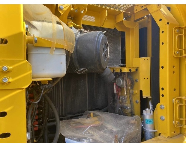 Pelle sur chenille 2022 Komatsu PC130: photos 8