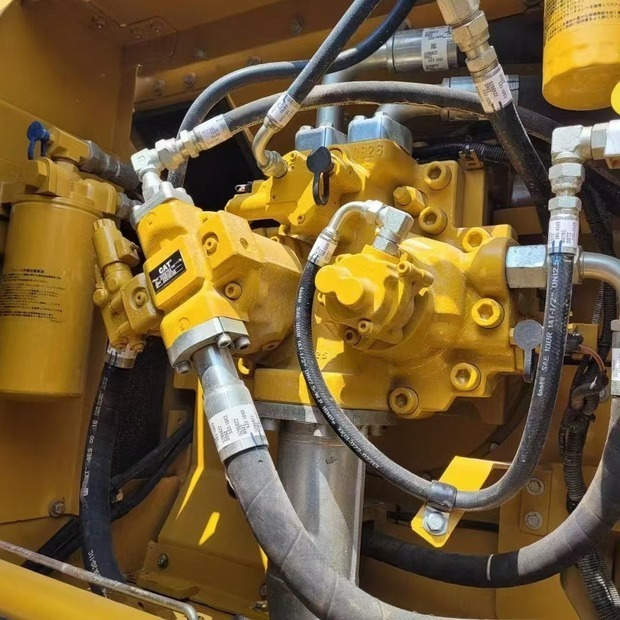 2023 Caterpillar 336D2 - Pelle sur chenille: photos 5 2023 Caterpillar 336D2 - Pelle sur chenille: photos 5