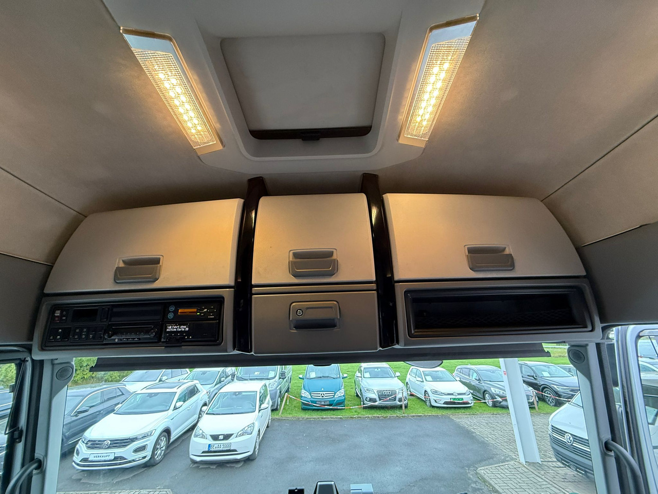 Tracteur routier RENAULT T: photos 16