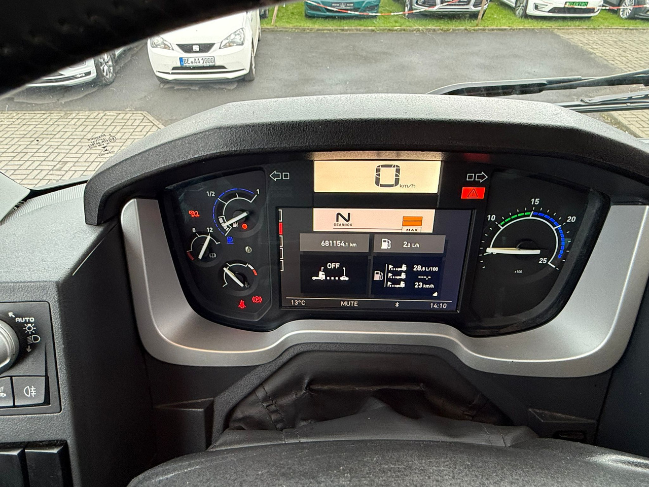 Tracteur routier RENAULT T: photos 12