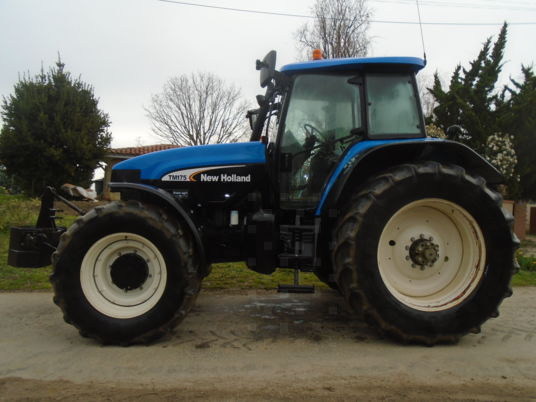 New Holland tm175 - Tracteur agricole: photos 4 New Holland tm175 - Tracteur agricole: photos 4