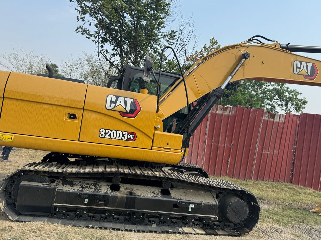 CATERPILLAR 323GC - Pelle sur chenille: photos 2 CATERPILLAR 323GC - Pelle sur chenille: photos 2
