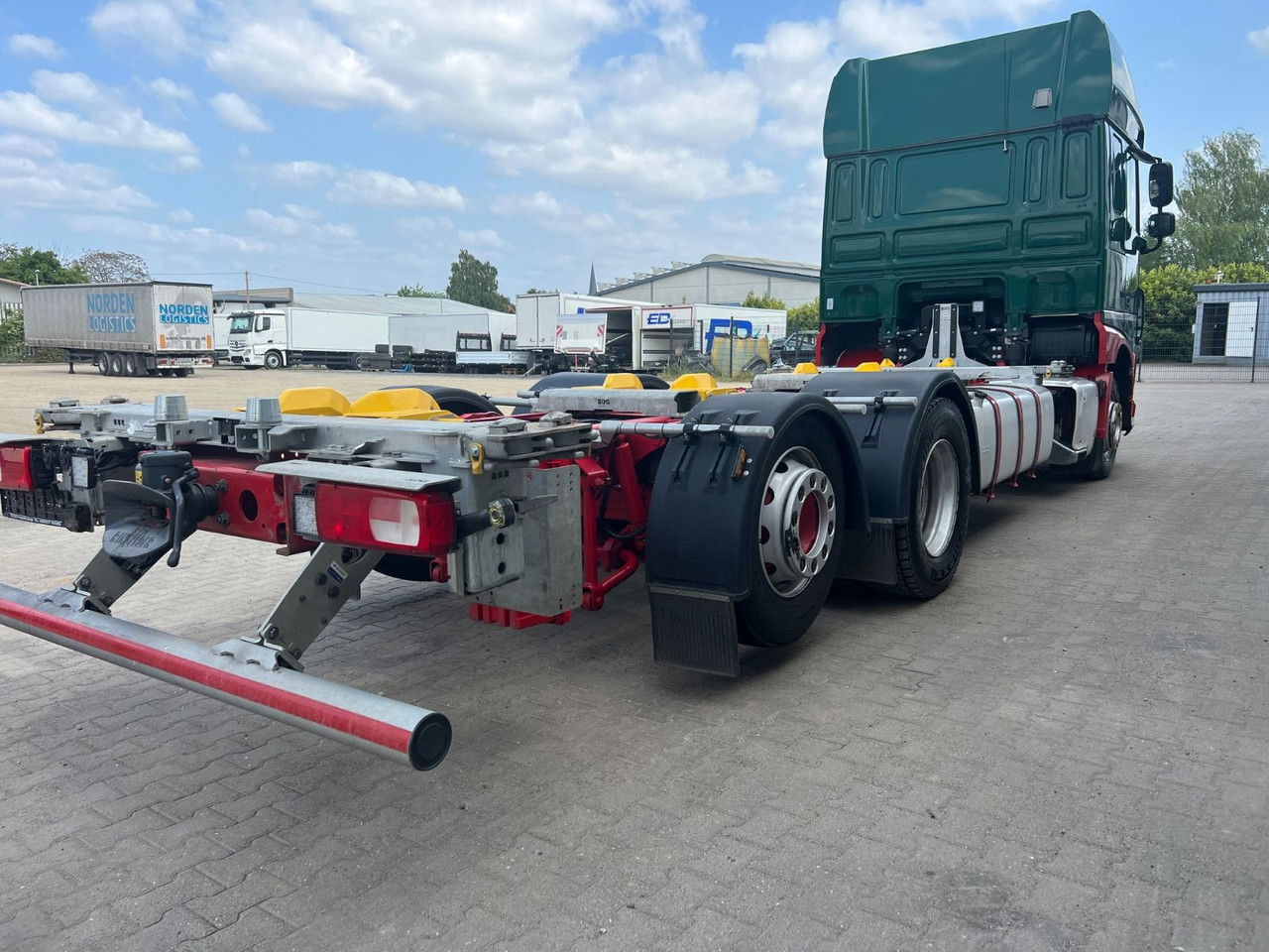 Camion porte-conteneur/ Caisse mobile DAF XF 480 FAN SSC BDF C715/745 + Intarder + 2x Tank: photos 7