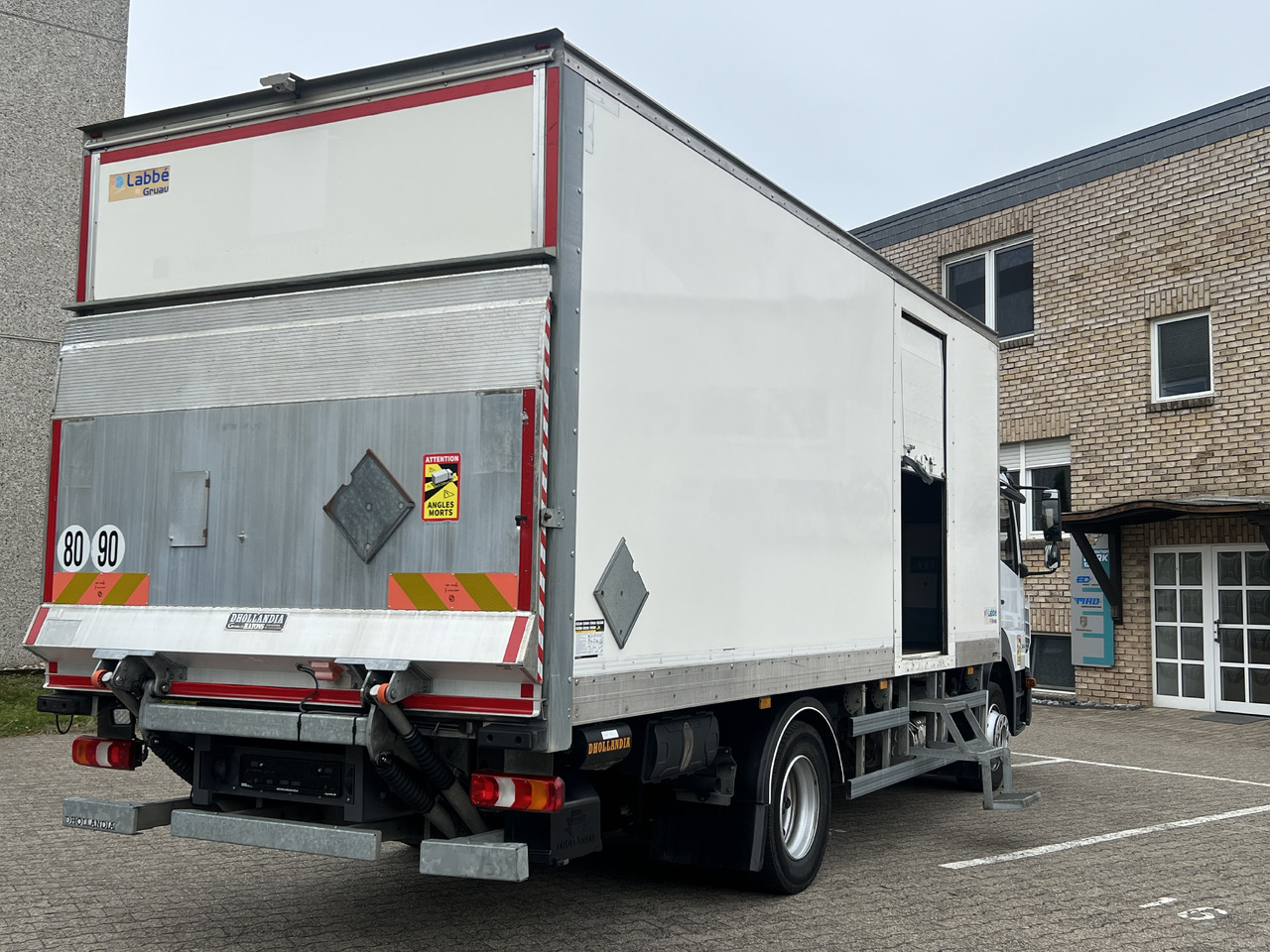 MERCEDES-BENZ Atego 1218 L Classic-Vermietung möglich-ADR-LBW - Camion fourgon: photos 4 MERCEDES-BENZ Atego 1218 L Classic-Vermietung möglich-ADR-LBW - Camion fourgon: photos 4