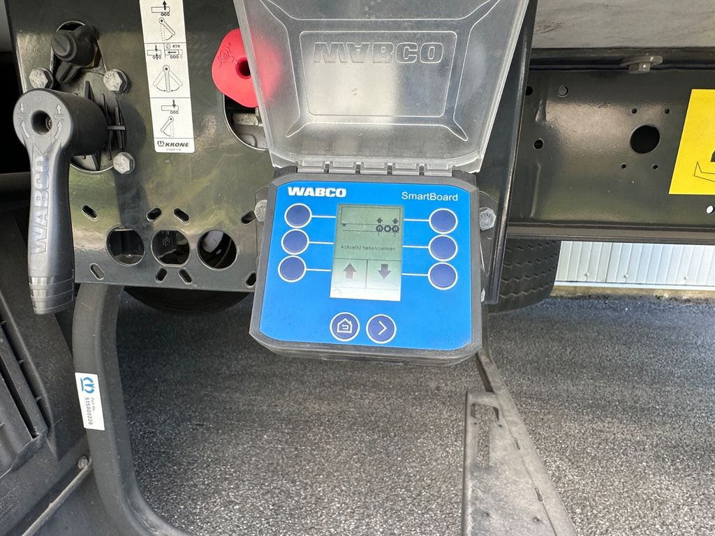 Semi-remorque frigorifique neuf Krone SD 27 Thermoking Spectrum  Multitemp Pharma Safe: photos 8