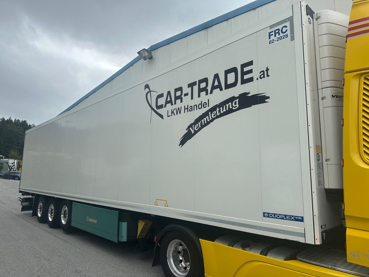 Krone SDR 27 Vector 1550 Doppelstock/Blumenbreit - Semi-remorque fourgon: photos 2 Krone SDR 27 Vector 1550 Doppelstock/Blumenbreit - Semi-remorque fourgon: photos 2