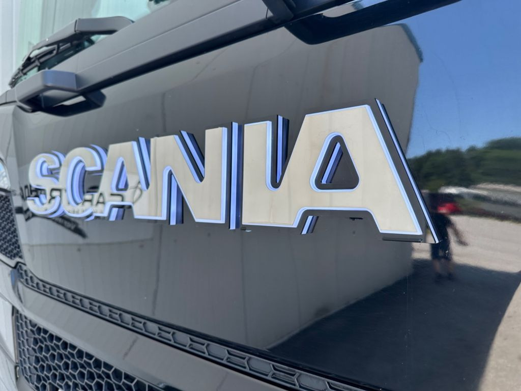 Scania 500R Vollluft Alu Leder LED Hyd.  - Tracteur routier: photos 5 Scania 500R Vollluft Alu Leder LED Hyd.  - Tracteur routier: photos 5