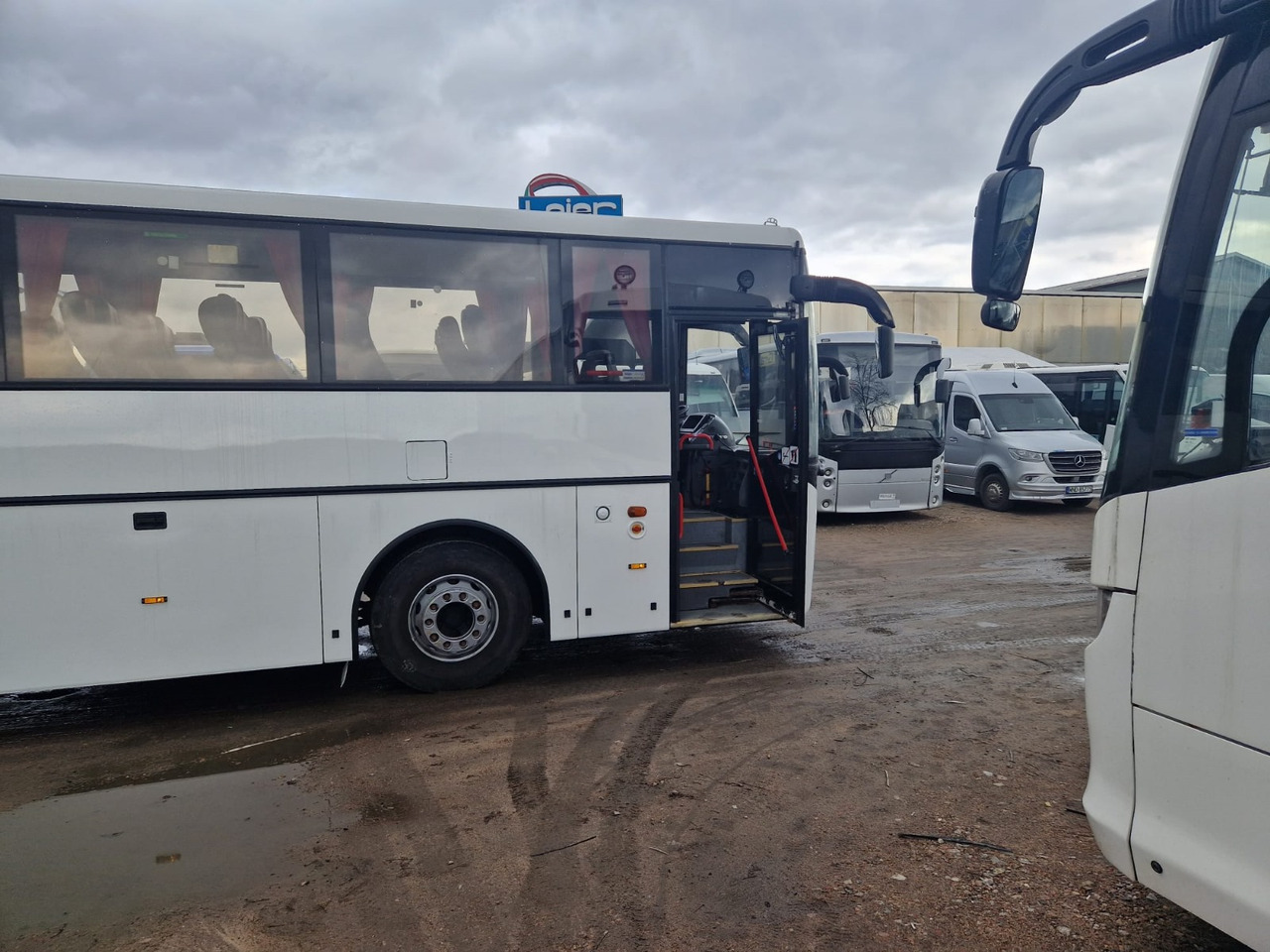 VOLVO B12B VEST HORISONT - Autocar: photos 5 VOLVO B12B VEST HORISONT - Autocar: photos 5