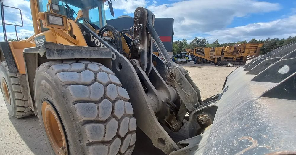 Volvo L150E - Chargeuse sur pneus: photos 5 Volvo L150E - Chargeuse sur pneus: photos 5