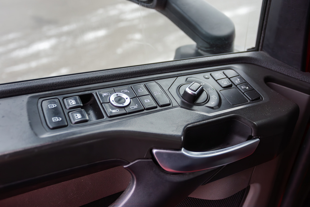 Tracteur routier SCANIA R450: photos 12