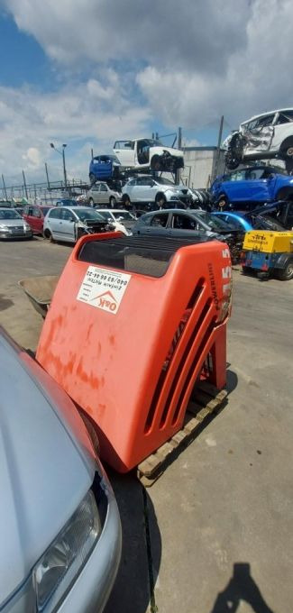 O&K L 15.5 klapa tyl - Carrosserie et extérieur pour Chargeuse sur pneus: photos 1 O&K L 15.5 klapa tyl - Carrosserie et extérieur pour Chargeuse sur pneus: photos 1