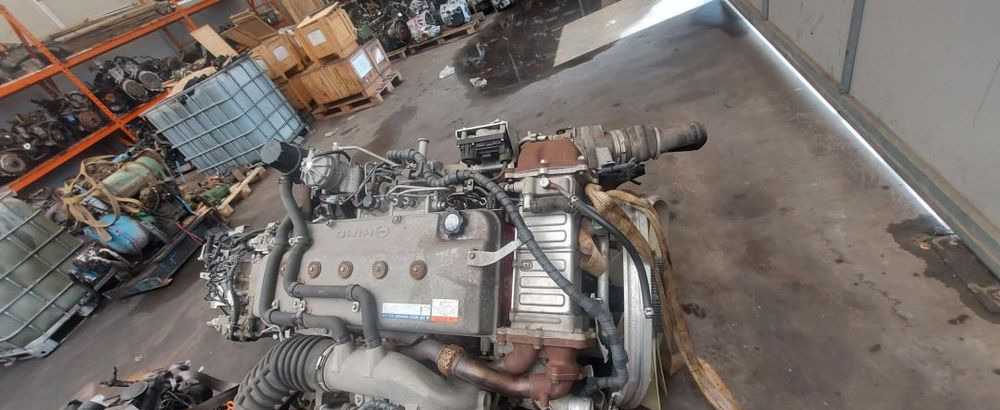 Silnik Hino kpl ze skrzynia biegów jak na foto A09CTM10003 - Moteur pour Machine agricole: photos 2 Silnik Hino kpl ze skrzynia biegów jak na foto A09CTM10003 - Moteur pour Machine agricole: photos 2