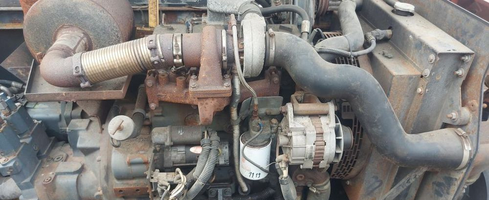 Silnik  cummins B3.9-C palący turbo - Moteur pour Engins de chantier: photos 5 Silnik  cummins B3.9-C palący turbo - Moteur pour Engins de chantier: photos 5
