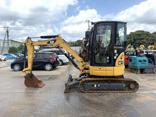 CAT 303ECR - Mini pelle: photos 2 CAT 303ECR - Mini pelle: photos 2