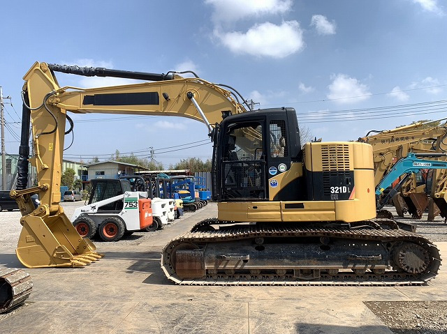CAT 321DLCR - Pelle sur chenille: photos 2 CAT 321DLCR - Pelle sur chenille: photos 2