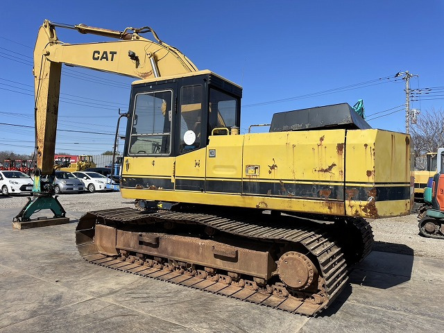 CAT E200B - Pelle sur chenille: photos 3 CAT E200B - Pelle sur chenille: photos 3