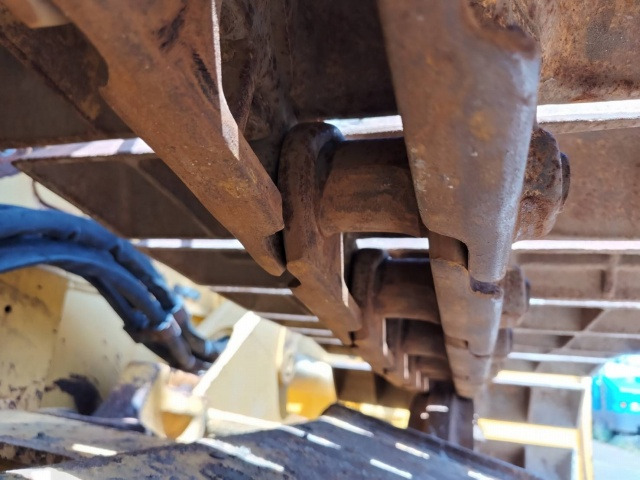 Bulldozer KOMATSU D31PX-22: photos 18