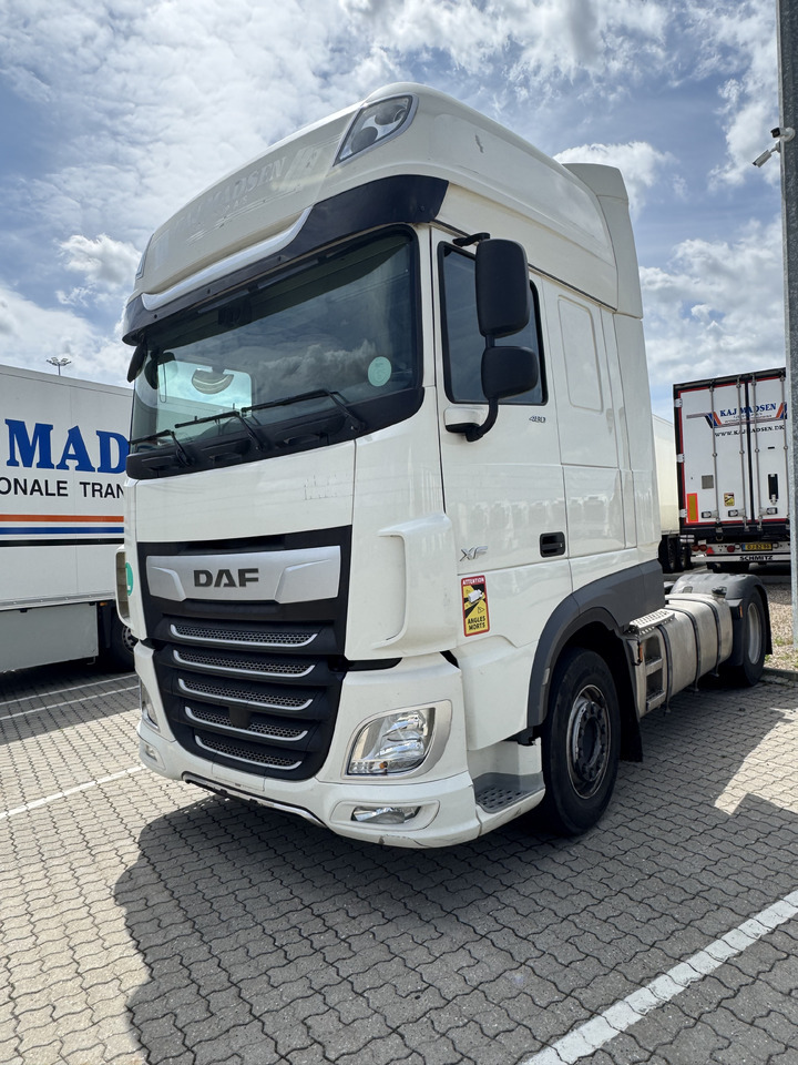 DAF XF  - Tracteur routier: photos 2 DAF XF  - Tracteur routier: photos 2