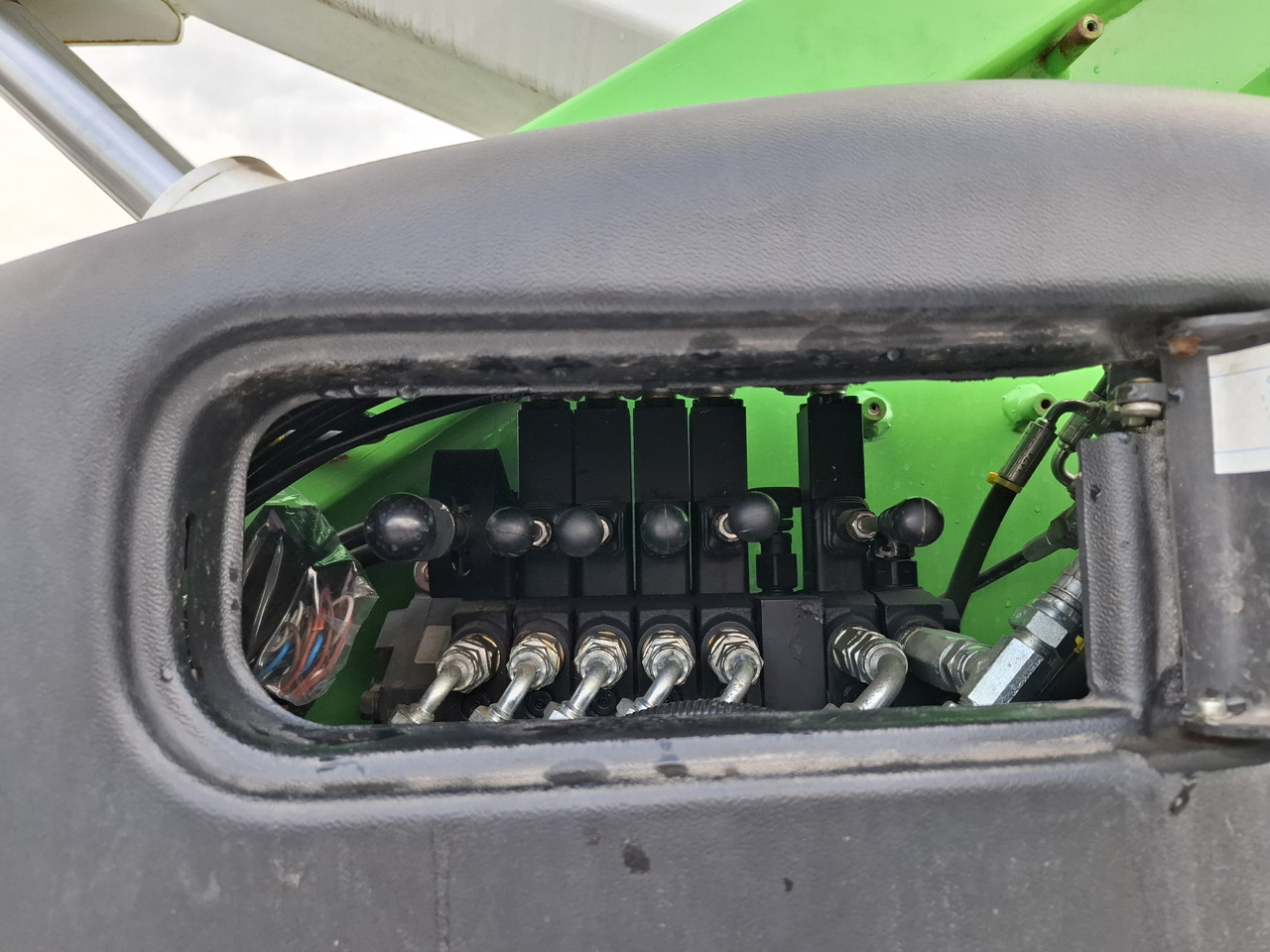 Camion avec nacelle neuf IVECO Eurocargo ML120EL18  Comet 31-17 HQ: photos 38