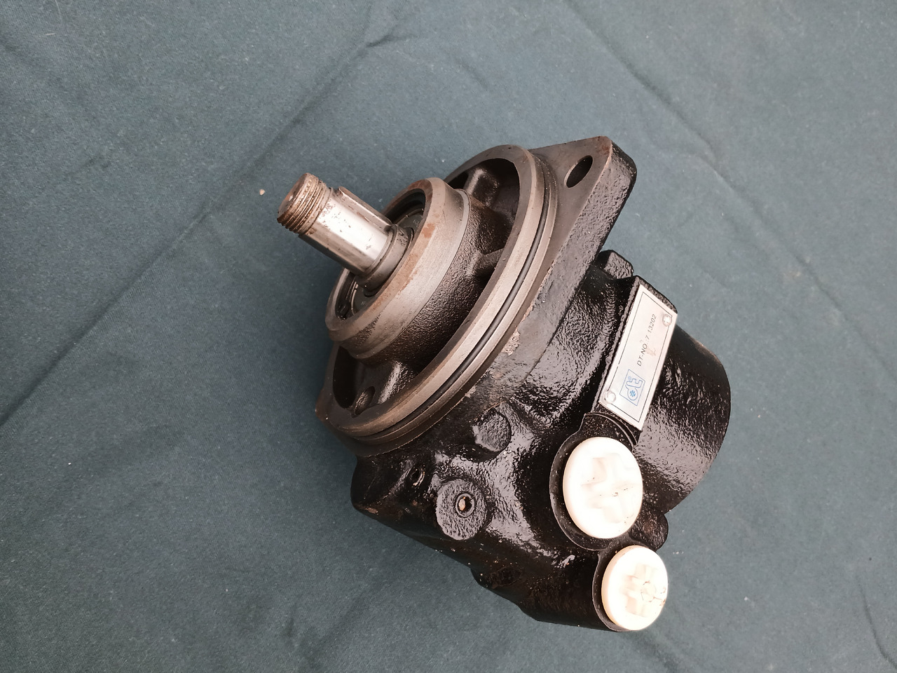 Steeringpump DT 713202 for IVECO - Pompe de support: photos 1 Steeringpump DT 713202 for IVECO - Pompe de support: photos 1