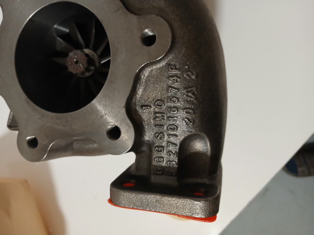 Turbocharger for Mercedes OM 422 - Turbocompresseur: photos 2 Turbocharger for Mercedes OM 422 - Turbocompresseur: photos 2