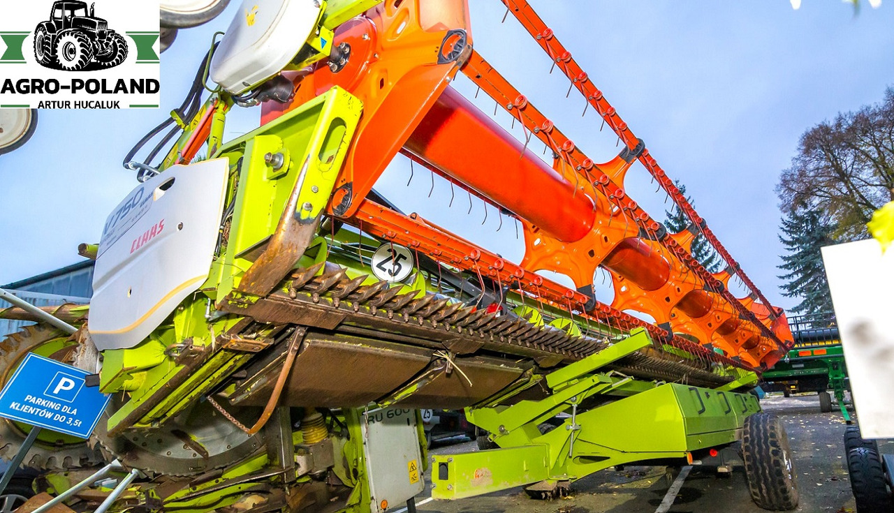 CLAAS VARIO 750 (NOWY MODEL)- 2013 ROK + WÓZEK + KOSY BOCZNE - Moissoneuse: photos 3 CLAAS VARIO 750 (NOWY MODEL)- 2013 ROK + WÓZEK + KOSY BOCZNE - Moissoneuse: photos 3