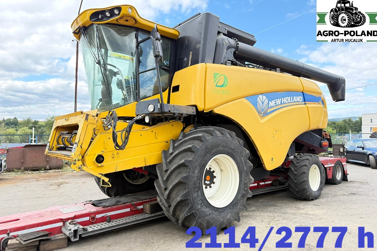 NEW HOLLAND CX 6080 - 2114/2777 h - 2014 ROK + VARIFEED 6,09 M - Moissonneuse-batteuse: photos 1 NEW HOLLAND CX 6080 - 2114/2777 h - 2014 ROK + VARIFEED 6,09 M - Moissonneuse-batteuse: photos 1