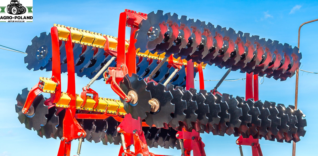 Väderstad CARRIER 925 XL - 2014 ROK - W CENIE DRUGI KOMPLET TALERZY CROSSCUTTER - Cover crop: photos 4 Väderstad CARRIER 925 XL - 2014 ROK - W CENIE DRUGI KOMPLET TALERZY CROSSCUTTER - Cover crop: photos 4