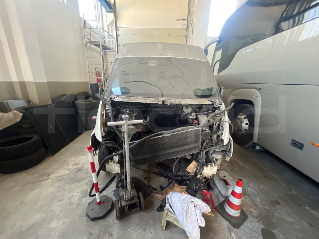 Bundle di 4 mezzi Ford - Transit Tourneo Ford - Transit Tourneo Ford - Transit Ford - Transit Tourneo — crédit-bail Bundle di 4 mezzi Ford - Transit Tourneo Ford - Transit Tourneo Ford - Transit Ford - Transit Tourneo: photos 14