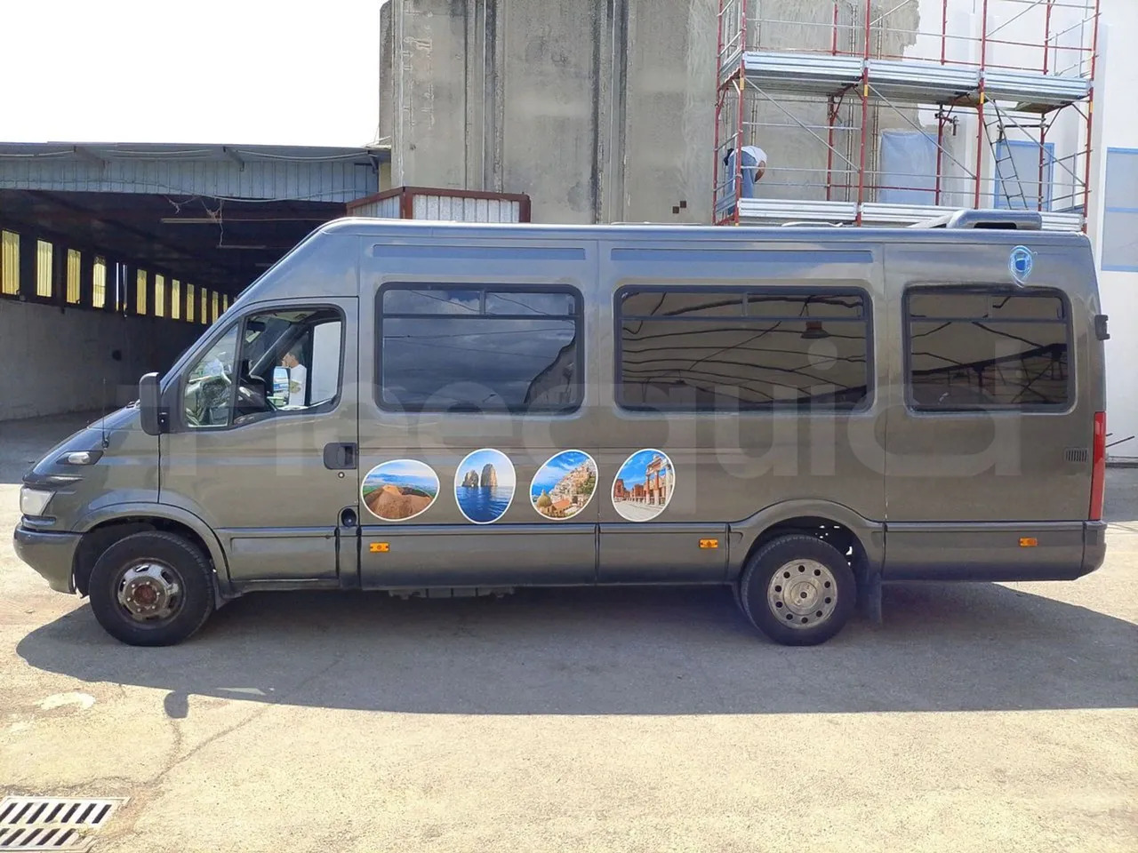 Bus interurbain Iveco Daily: photos 6