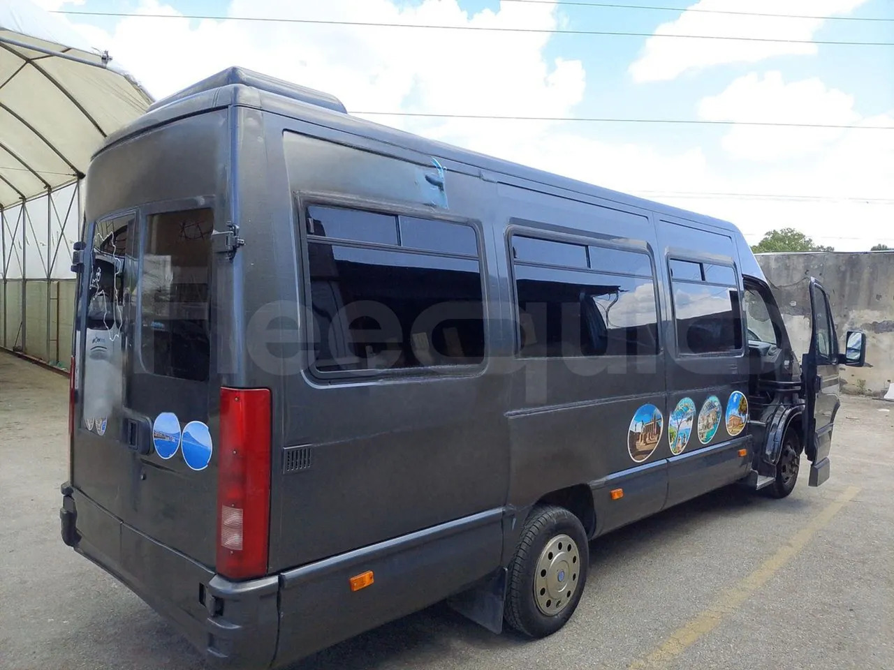 Bus interurbain Iveco Daily: photos 10