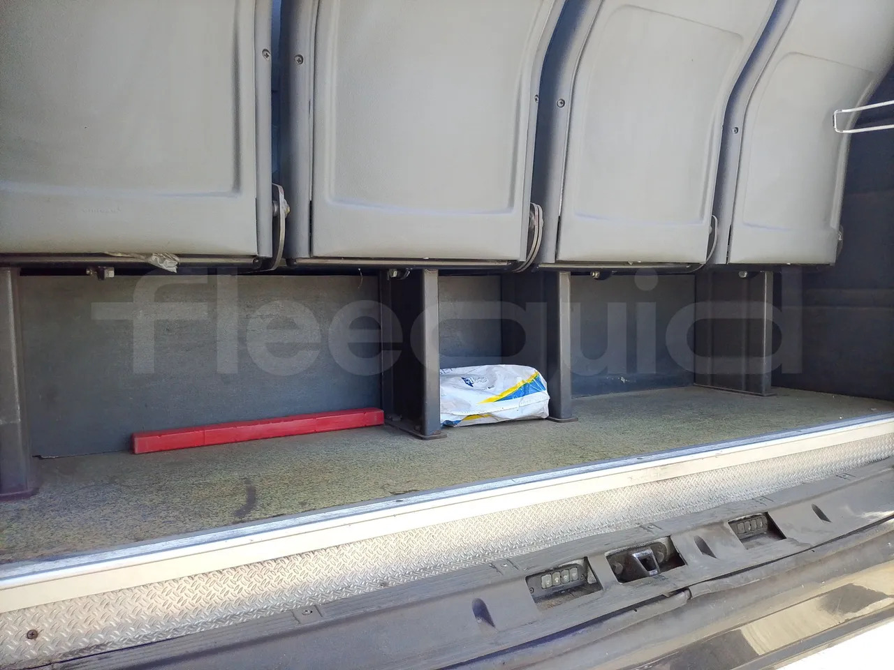 Bus interurbain Iveco Daily: photos 8