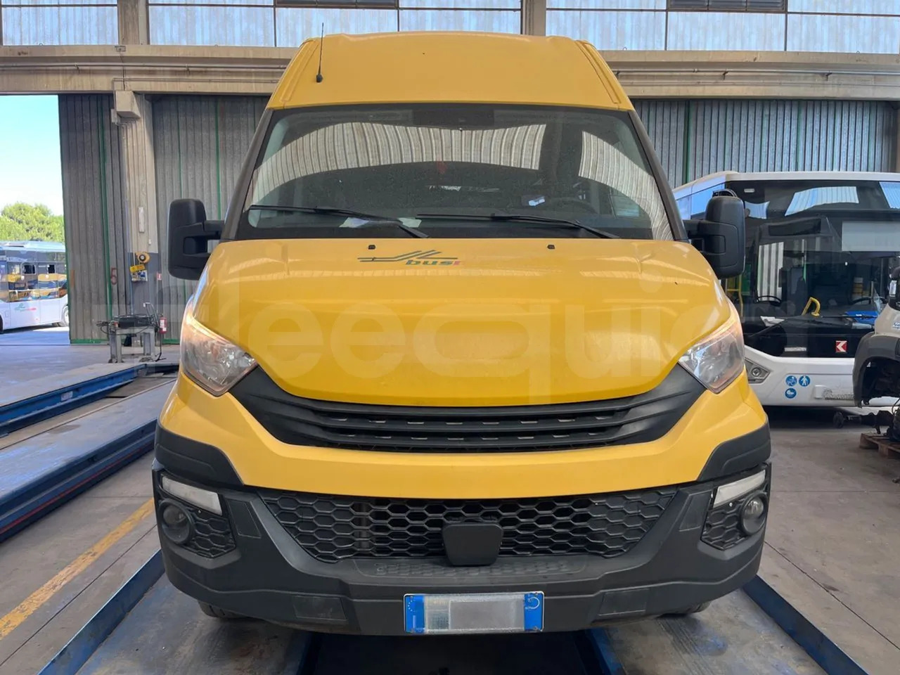 Iveco Daily - Bus scolaire: photos 2 Iveco Daily - Bus scolaire: photos 2