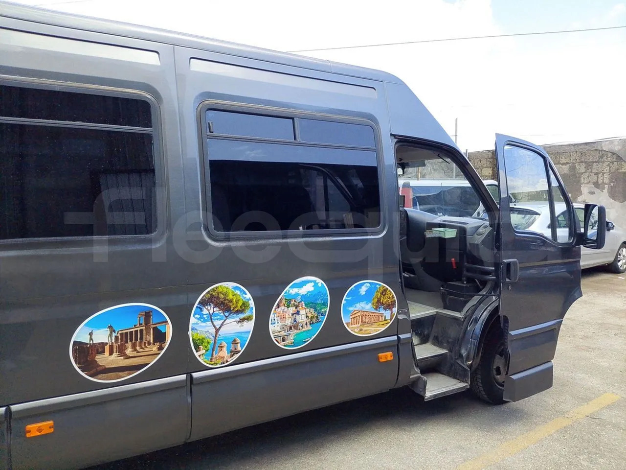 Bus interurbain Iveco Daily: photos 18