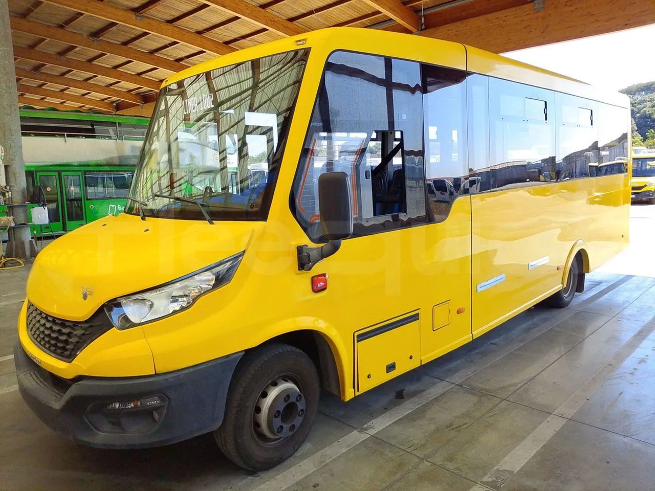 Iveco Indcar - Bus scolaire: photos 4 Iveco Indcar - Bus scolaire: photos 4