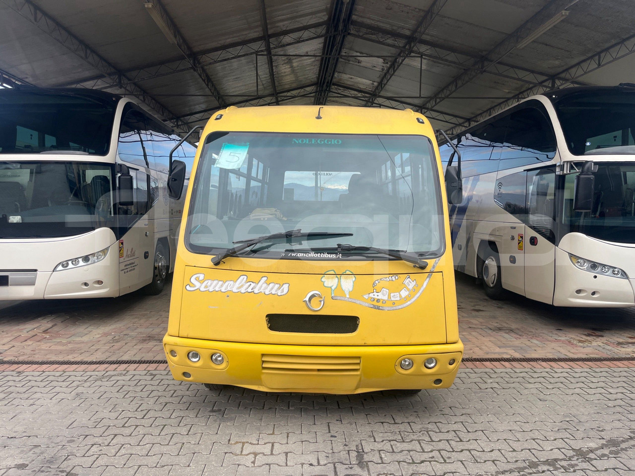 Iveco Orlandi Happy - Bus scolaire: photos 1 Iveco Orlandi Happy - Bus scolaire: photos 1