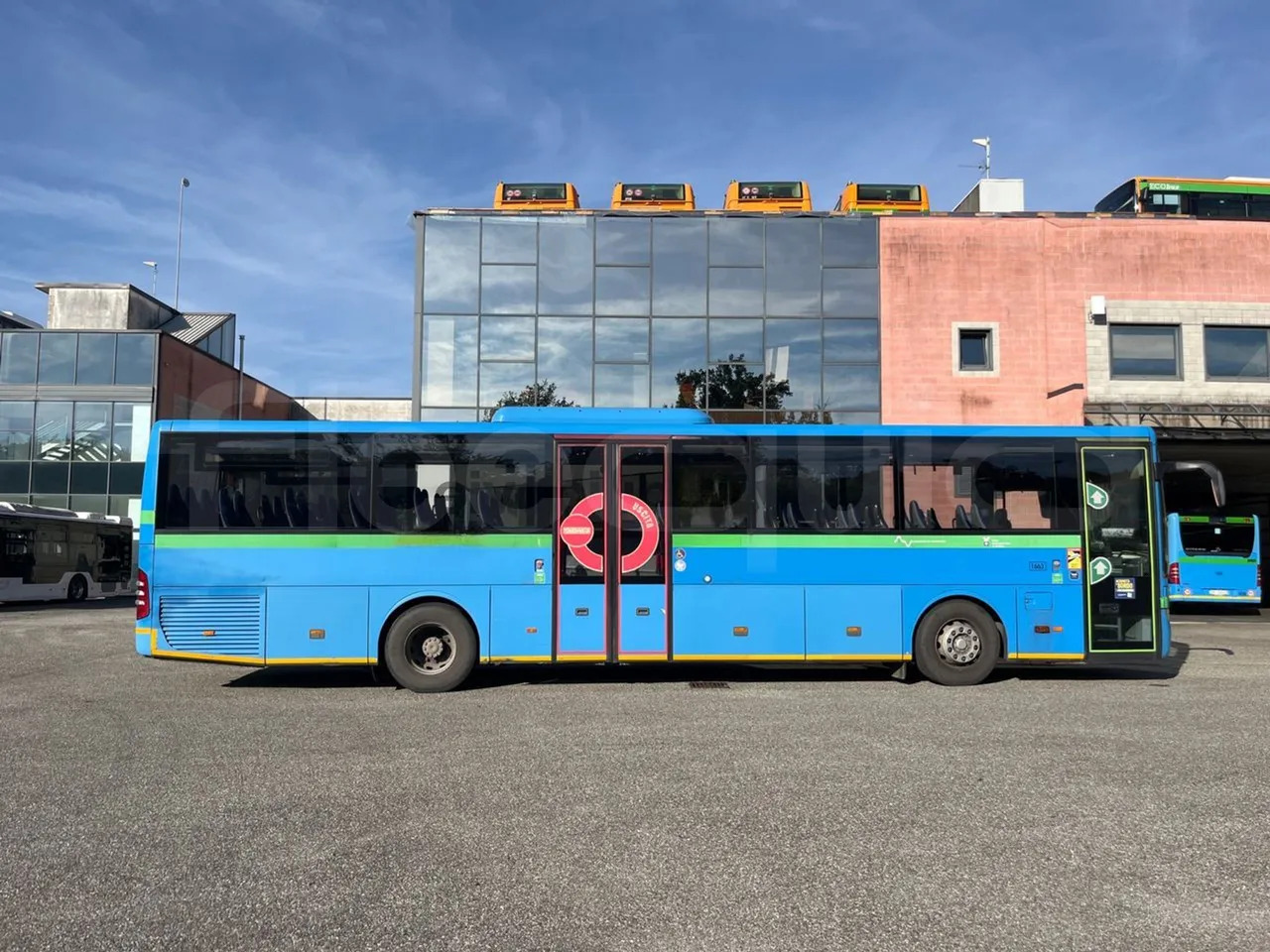 Bus interurbain Mercedes-Benz Integro: photos 13