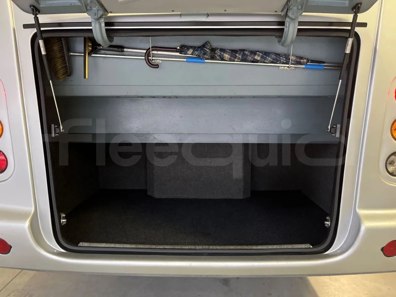 Mercedes-Benz MB 818 S — crédit-bail Mercedes-Benz MB 818 S: photos 7