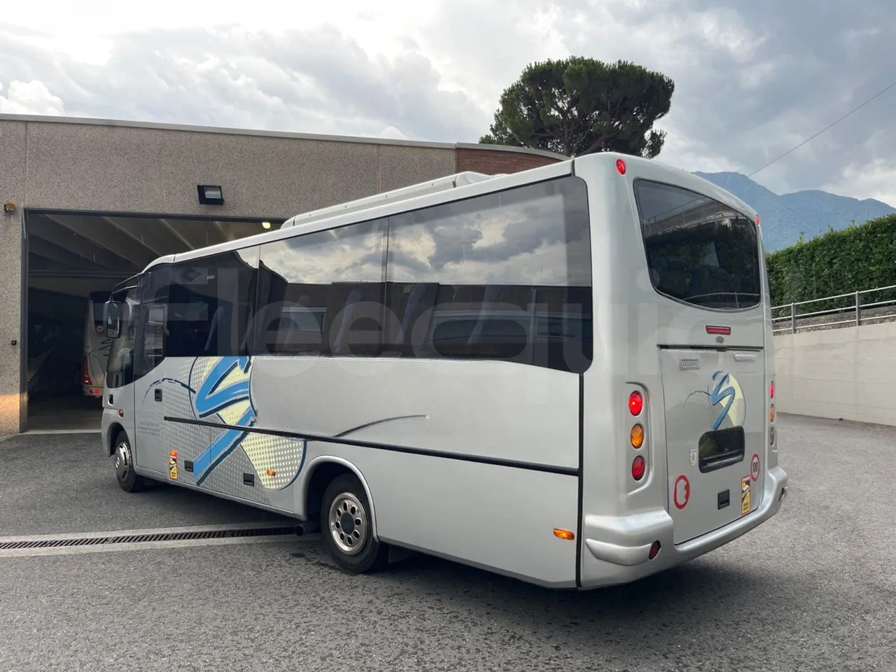 Mercedes-Benz MB 818 S — crédit-bail Mercedes-Benz MB 818 S: photos 9