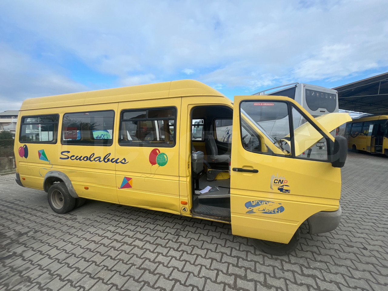 Bus scolaire Mercedes-Benz Sprinter: photos 11