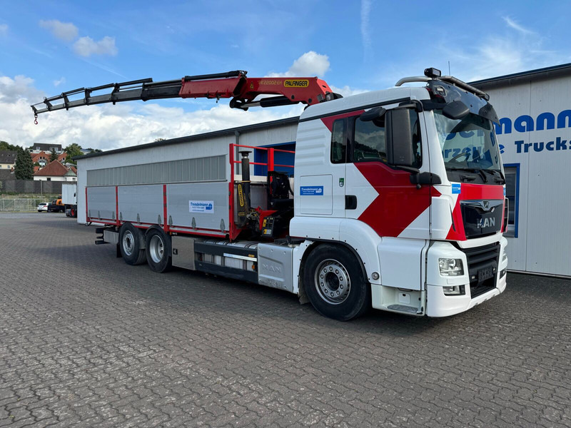 MAN TGS 26.460 6x2 Lenk-Liftachse Palfingerkran PK 22002 hi Fahrerha - Camion grue, Camion grue: photos 2 MAN TGS 26.460 6x2 Lenk-Liftachse Palfingerkran PK 22002 hi Fahrerha - Camion grue, Camion grue: photos 2