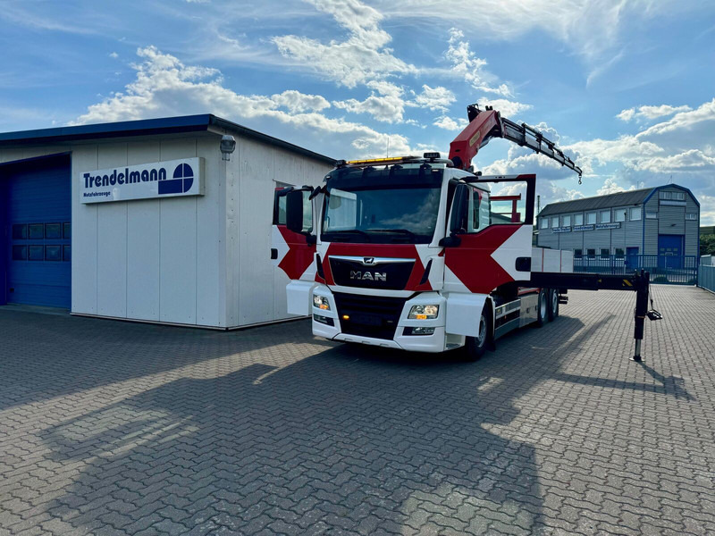 MAN TGS 26.460 6x2 Lenk-Liftachse Palfingerkran PK 22002 hi Fahrerha - Camion grue, Camion grue: photos 1 MAN TGS 26.460 6x2 Lenk-Liftachse Palfingerkran PK 22002 hi Fahrerha - Camion grue, Camion grue: photos 1