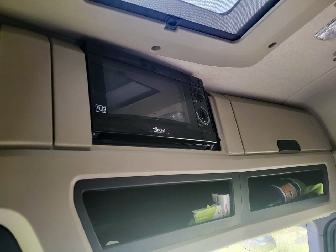 Mercedes Arocs 3358 L 6x4  Radstand 4500 Arocs 3358 L 6x4 [ Copy ] — crédit-bail Mercedes Arocs 3358 L 6x4  Radstand 4500 Arocs 3358 L 6x4 [ Copy ]: photos 6