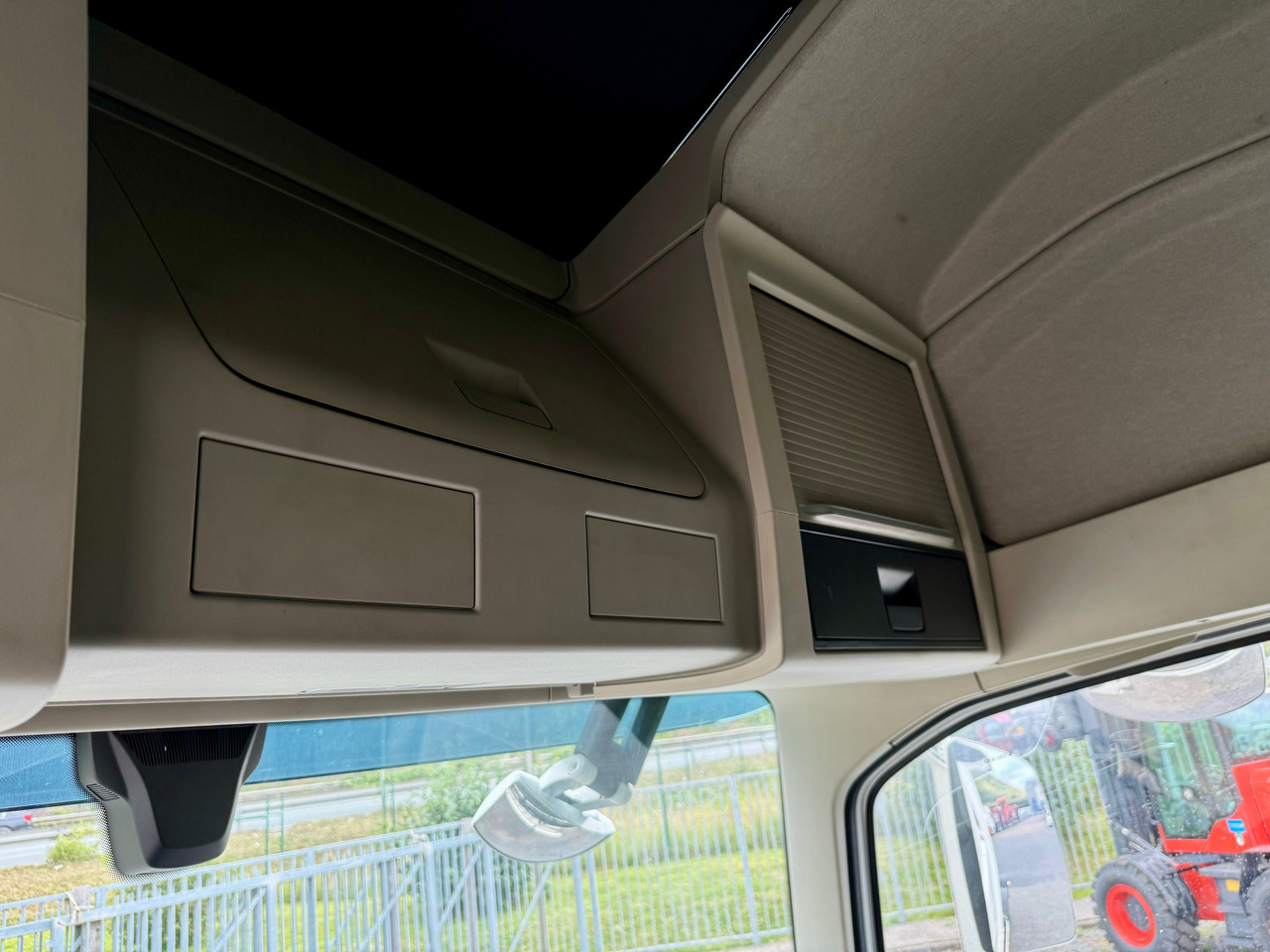 VOLVO Fh-13-540 6x4R — crédit-bail VOLVO Fh-13-540 6x4R: photos 10 VOLVO Fh-13-540 6x4R — crédit-bail VOLVO Fh-13-540 6x4R: photos 10