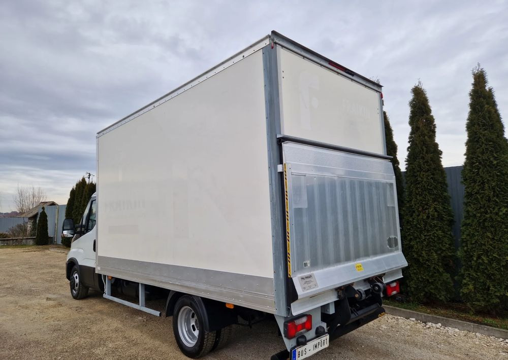 Iveco 35C14 35C13 - Fourgon grand volume: photos 3 Iveco 35C14 35C13 - Fourgon grand volume: photos 3