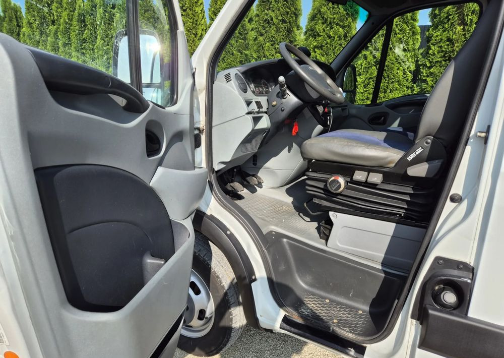 Iveco 50C15 3.0 150KM 35c15 - Utilitaire benne: photos 5 Iveco 50C15 3.0 150KM 35c15 - Utilitaire benne: photos 5