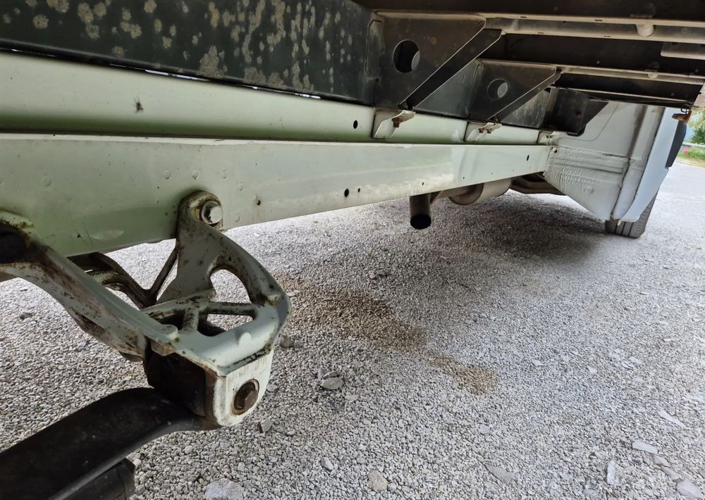 Utilitaire plateau Mercedes-Benz 316CDI 2.2 160KM: photos 10